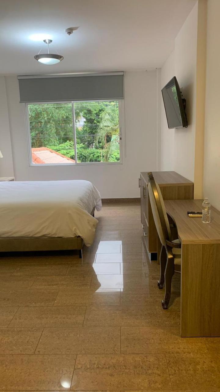 Hotel Diana Princess San Pedro Sula Exterior photo